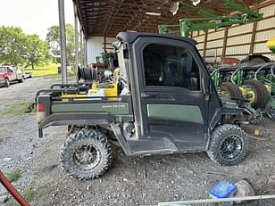 Main image John Deere XUV 835R 0