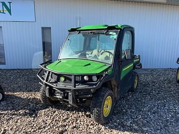 2019 John Deere XUV 835R Equipment Image0