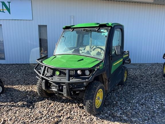 Image of John Deere XUV 835R equipment image 2