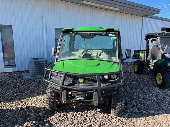 Image of John Deere XUV 835R equipment image 3