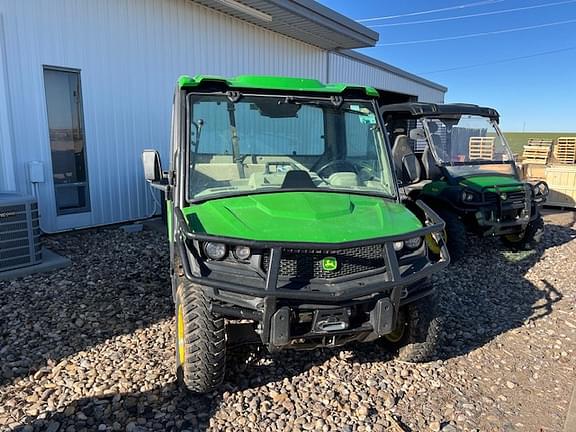 Image of John Deere XUV 835R equipment image 4