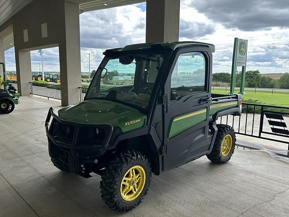 Image of John Deere XUV 835R equipment image 1