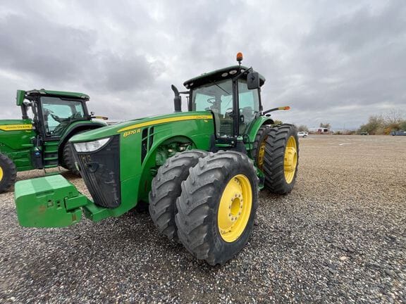 2019 John Deere 8370R Image
