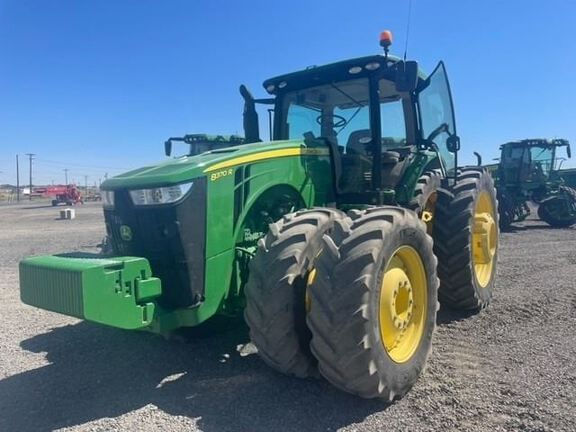 2019 John Deere 8370R Equipment Image0