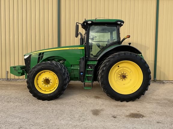 Image of John Deere 8370R Primary image
