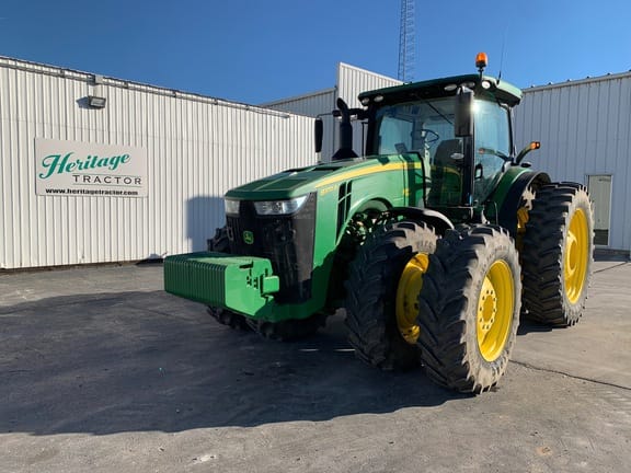 2019 John Deere 8370R Equipment Image0