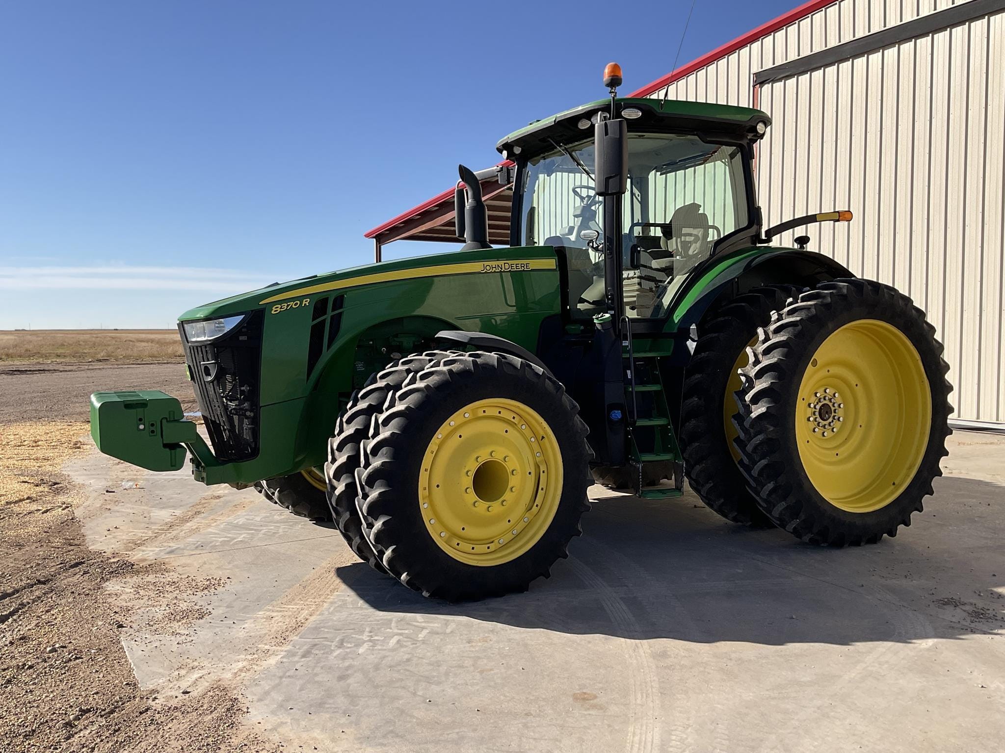 Main image John Deere 8370R