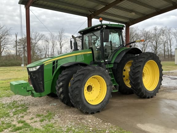 Image of John Deere 8370R equipment image 2
