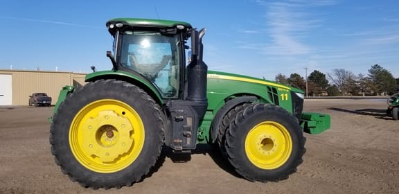 Main image John Deere 8370R