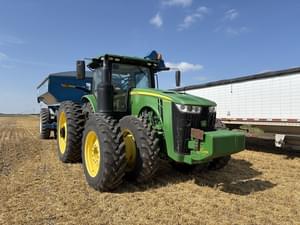 2019 John Deere 8370R Image