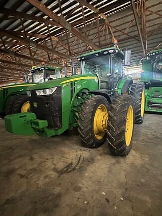 2019 John Deere 8370R Equipment Image0