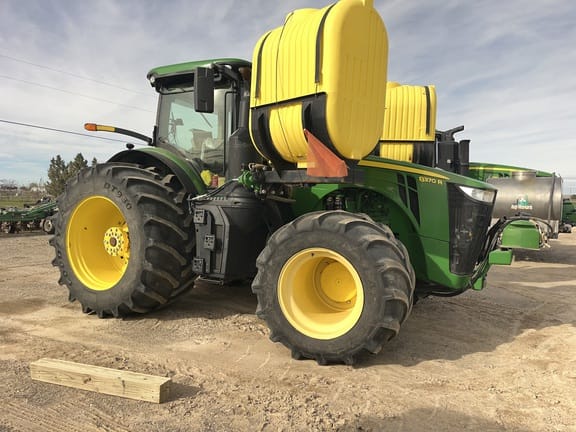 2019 John Deere 8370R Equipment Image0
