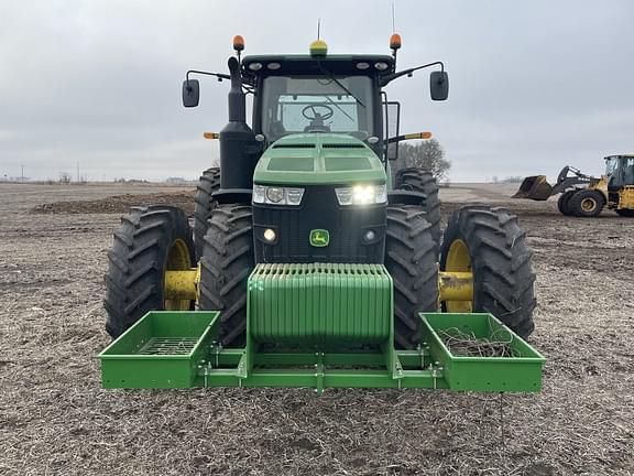 Image of John Deere 8370R equipment image 3