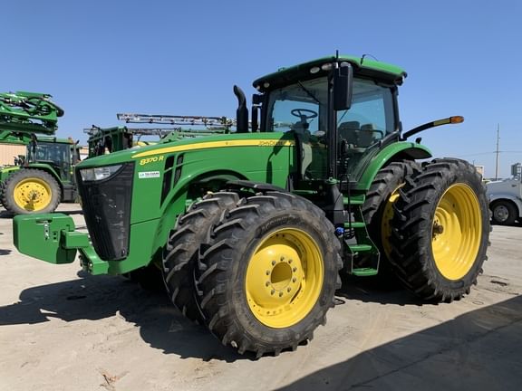 Main image John Deere 8370R