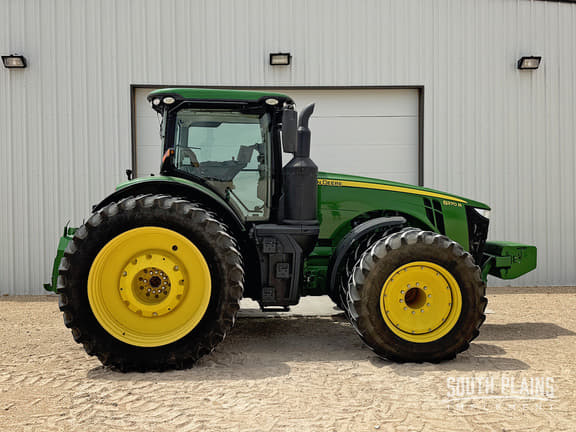 Image of John Deere 8370R equipment image 1