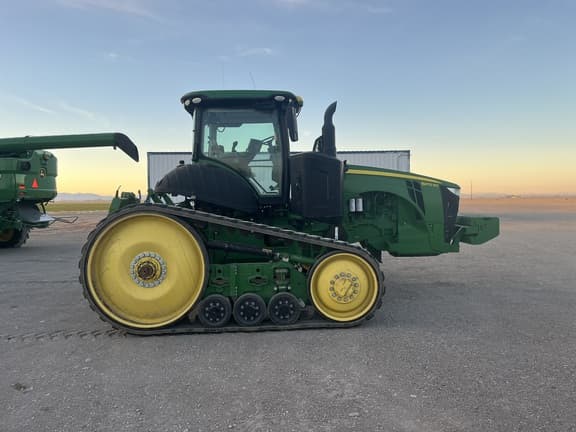 Image of John Deere 8370RT equipment image 3