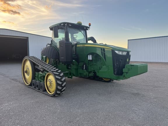 Image of John Deere 8370RT equipment image 2