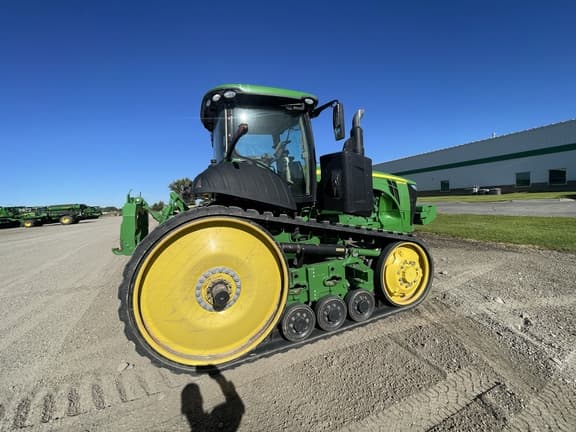 Image of John Deere 8370RT equipment image 3