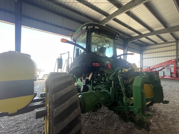 Image of John Deere 8370RT equipment image 4