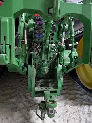 Image of John Deere 8370RT equipment image 4