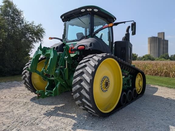 Image of John Deere 8370RT equipment image 4