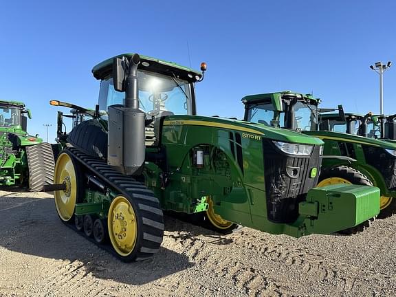 Image of John Deere 8370RT equipment image 2