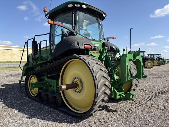 Image of John Deere 8370RT equipment image 4