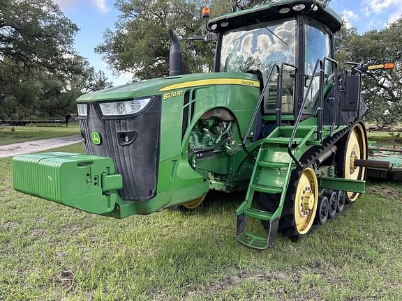 Image of John Deere 8370RT equipment image 3