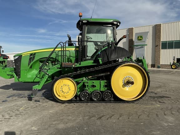 Image of John Deere 8370RT equipment image 1