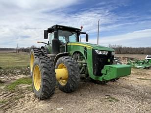 Main image John Deere 8400R 1