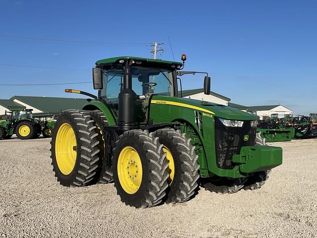 Image of John Deere 8400R equipment image 4