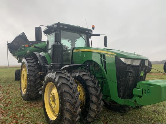 Image of John Deere 8400R equipment image 2