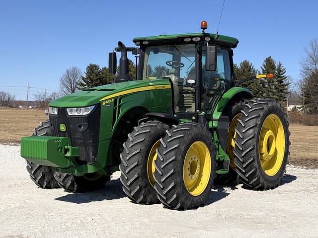Image of John Deere 8400R equipment image 3