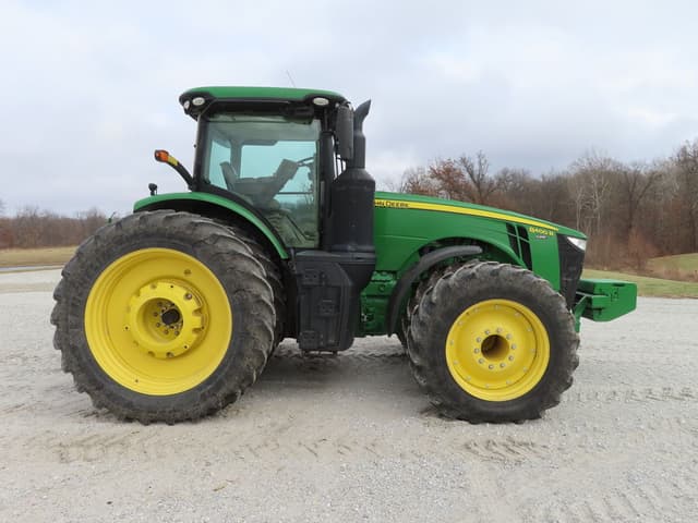 Image of John Deere 8400R equipment image 3