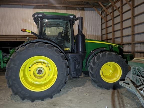 Image of John Deere 8400R Primary image