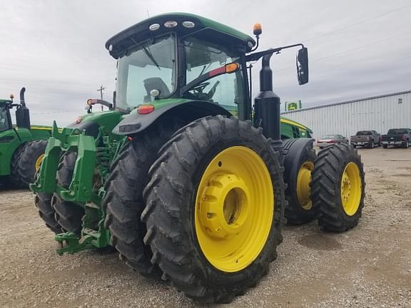 Image of John Deere 8400R equipment image 2