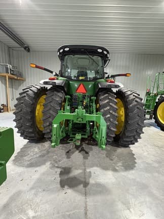 Image of John Deere 8400R equipment image 3