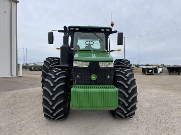Image of John Deere 8400R equipment image 2