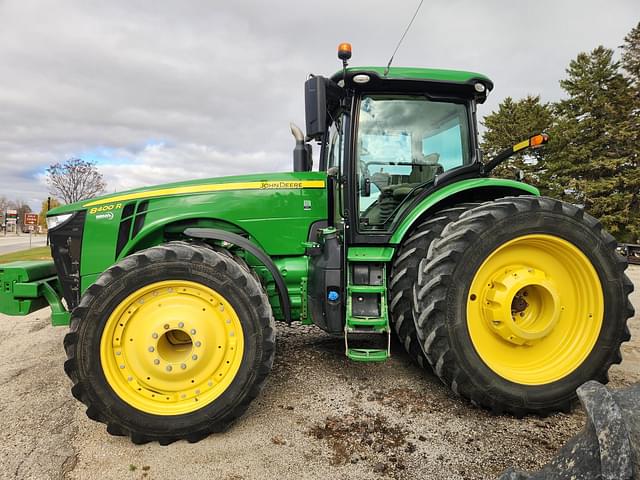 Image of John Deere 8400R equipment image 3