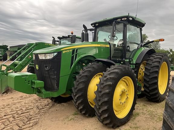 Image of John Deere 8400R equipment image 2