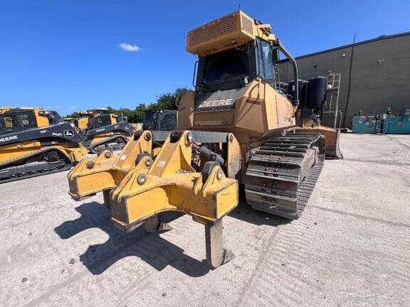 Image of John Deere 850K WLT equipment image 3