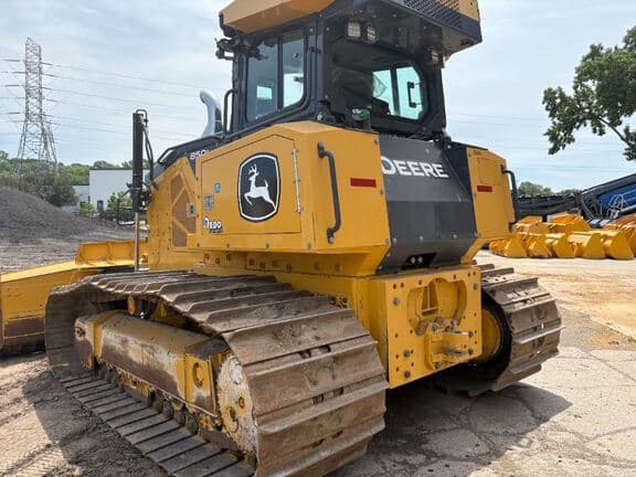 Image of John Deere 850L equipment image 2
