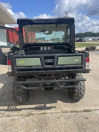 Image of John Deere XUV 865R equipment image 4