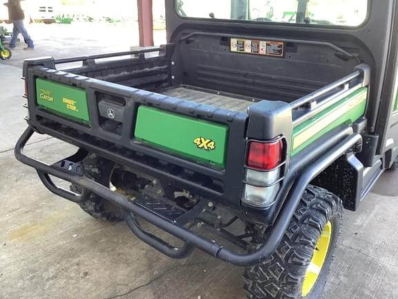 Image of John Deere XUV 865R equipment image 1