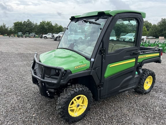 Main image John Deere XUV 865R