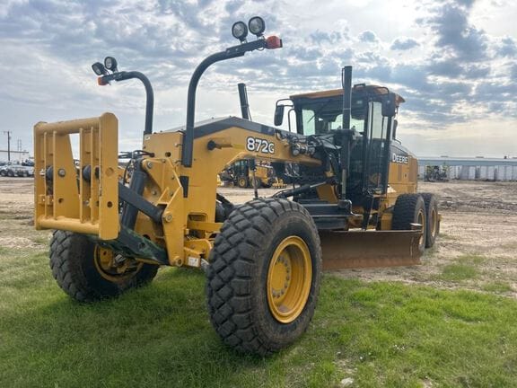 2019 John Deere 872G Equipment Image0