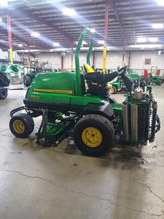 Image of John Deere 8900A equipment image 2