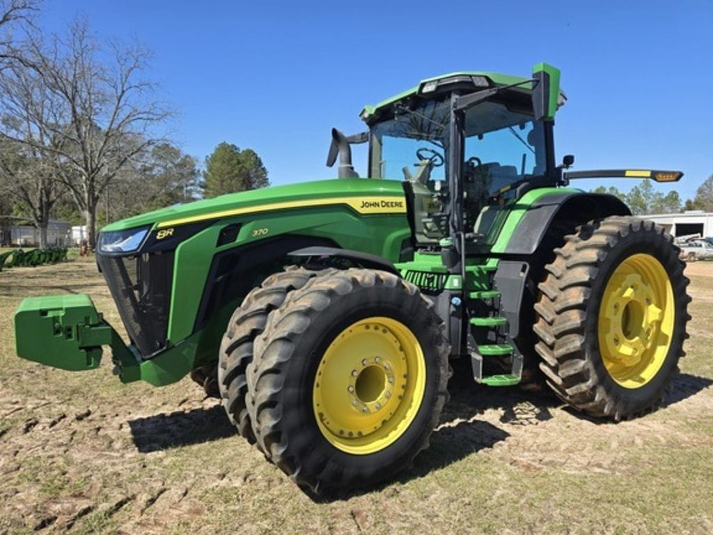 2019 John Deere 8R 370 Image