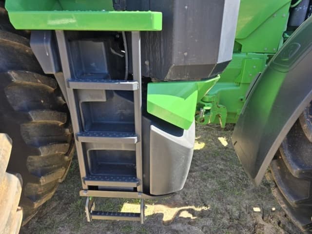 Image of John Deere 8R 370 equipment image 1