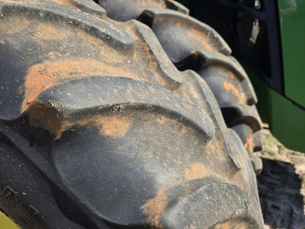 2019 John Deere 8R 370 Equipment Image0